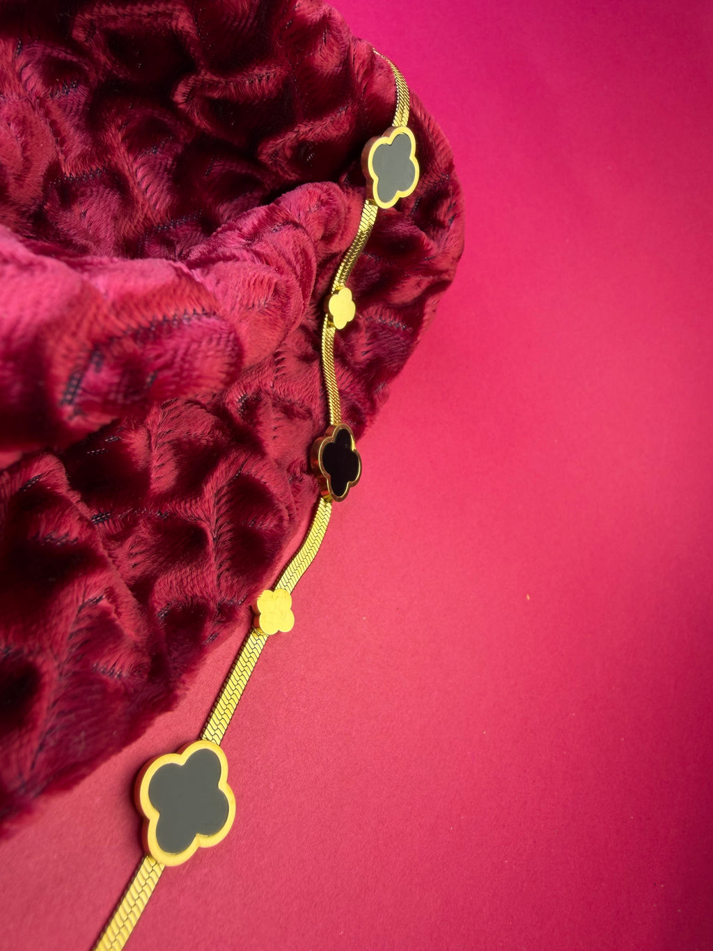 The Royal Clover Herringbone Bracelet – Gold-Tone Stainless Steel Flat Chain Jewelry