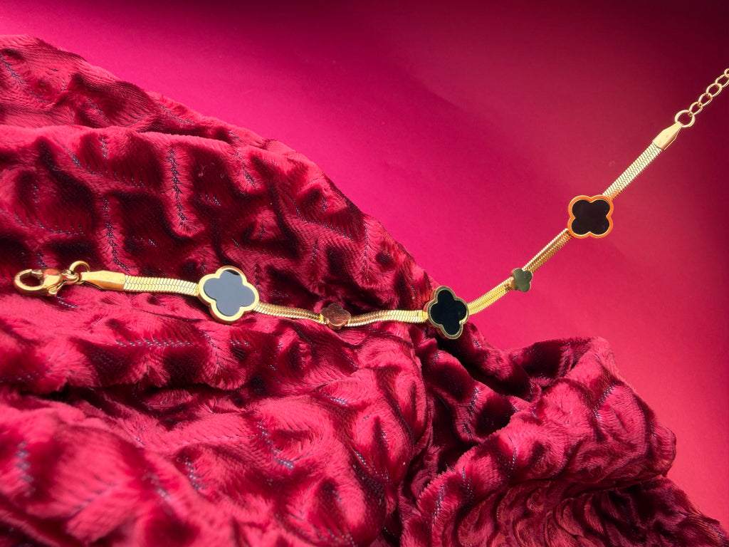 The Royal Clover Herringbone Bracelet – Gold-Tone Stainless Steel Flat Chain Jewelry